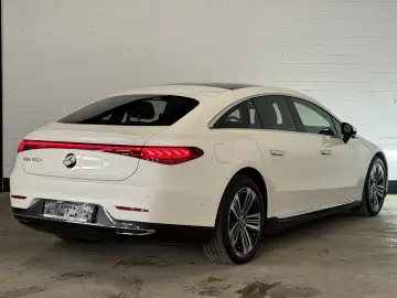 MERCEDES-BENZ EQS 450