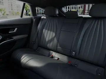 MERCEDES-BENZ EQS 450