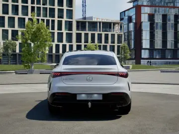 MERCEDES-BENZ EQS 450