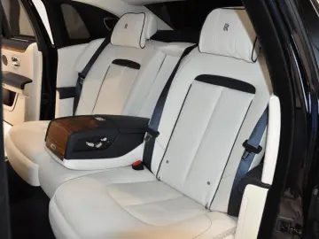 ROLLS ROYCE Ghost Bespoke original 20.166 km Topzustand