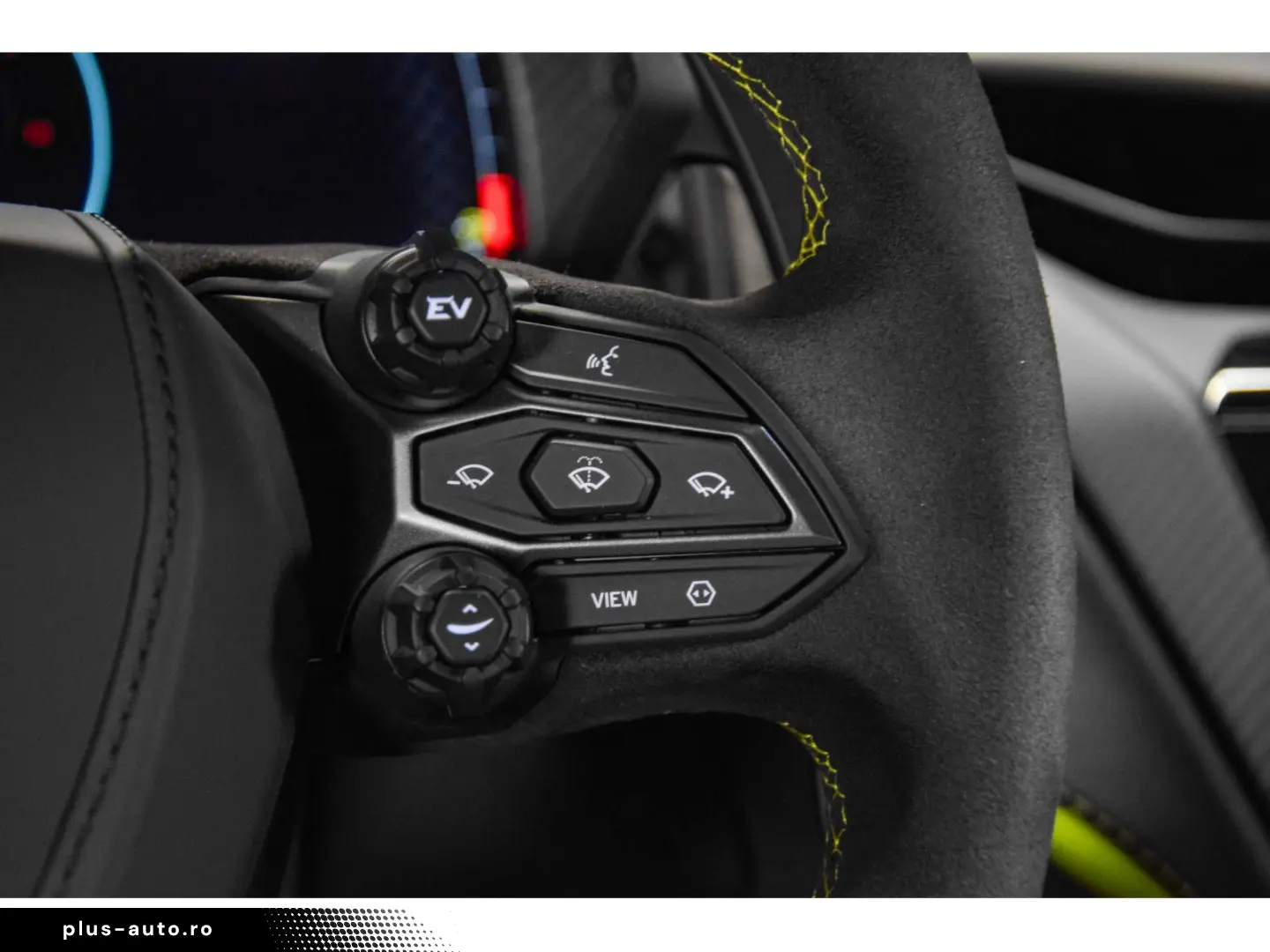 LAMBORGHINI Revuelto AD PERSONAM - VERDE CITREA   ROSSO MARS