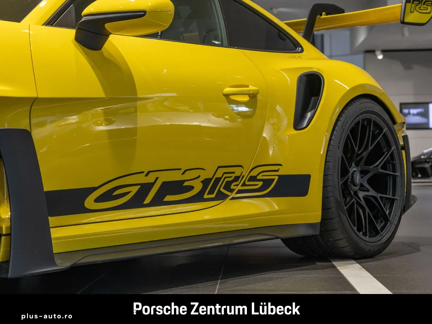 PORSCHE 992 911 GT3 RS Clubsportpaket Liftsystem-VA BOSE