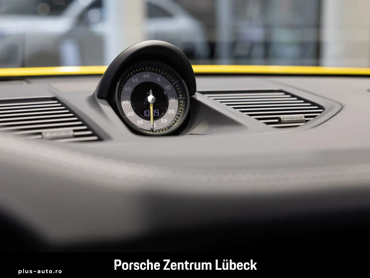 PORSCHE 992 911 GT3 RS Clubsportpaket Liftsystem-VA BOSE