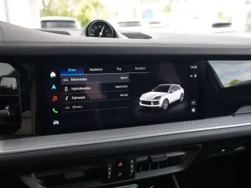 PORSCHE E-Hybrid Coupé SPORTDESIGN-PAKET-INNO-BOSE-22 T