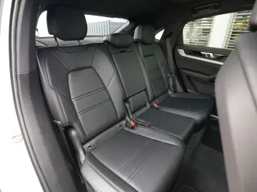 PORSCHE E-Hybrid Coupé SPORTDESIGN-PAKET-INNO-BOSE-22 T