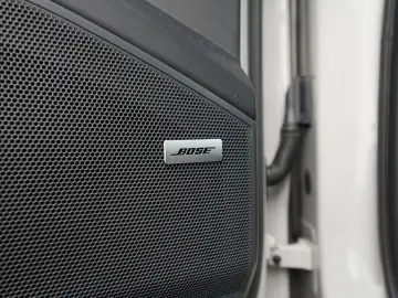 PORSCHE E-Hybrid Coupé SPORTDESIGN-PAKET-INNO-BOSE-22 T