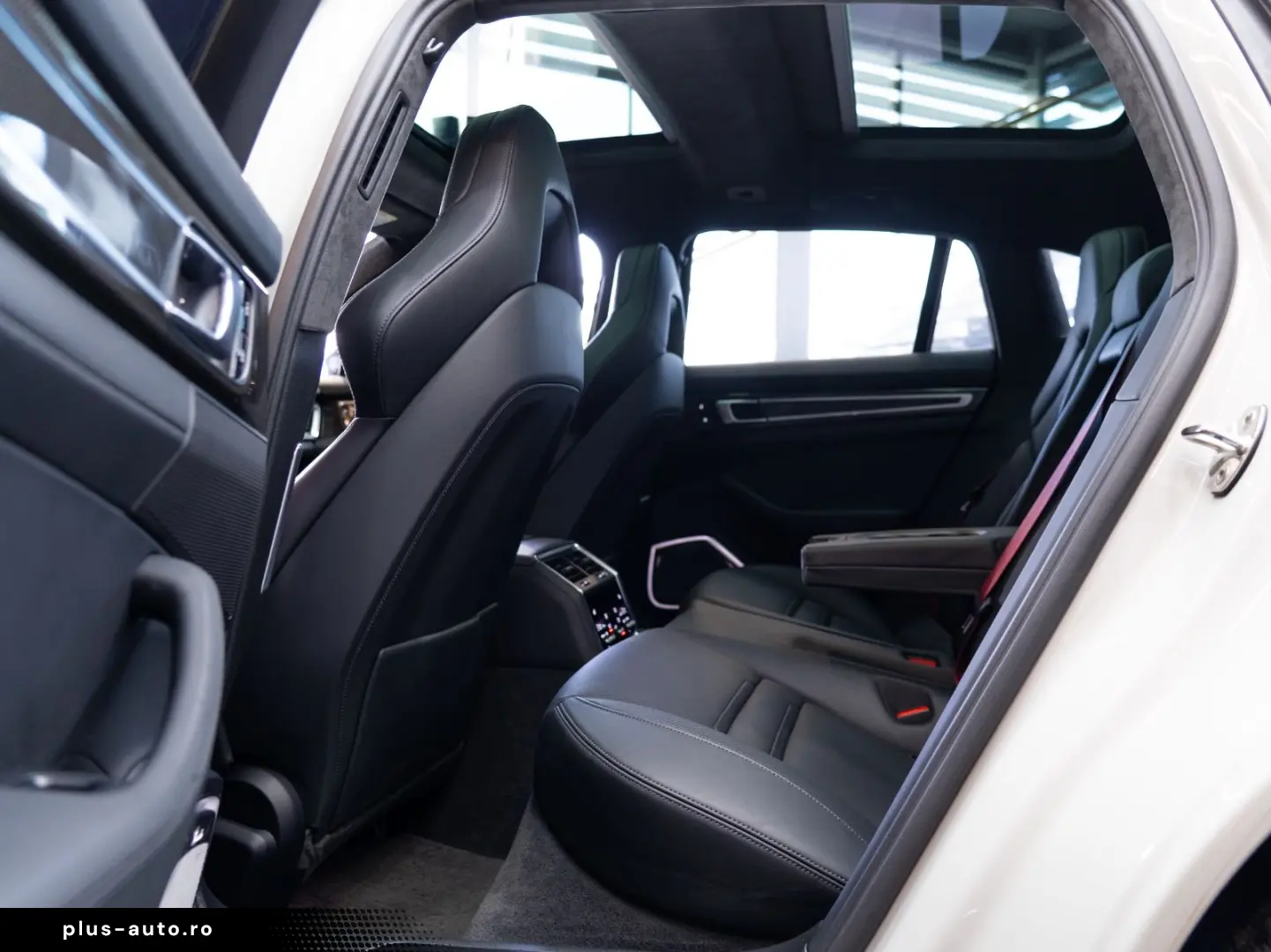 PORSCHE Panamera Sport Turismo