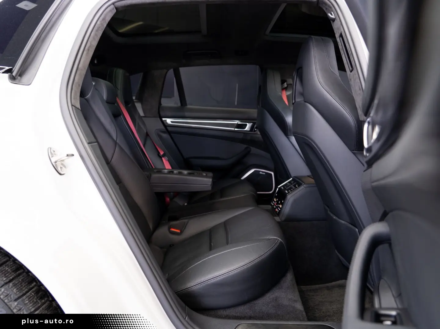 PORSCHE Panamera Sport Turismo
