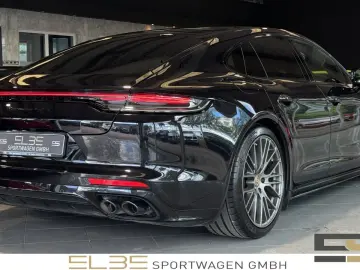 PORSCHE Panamera 4.0 GTS