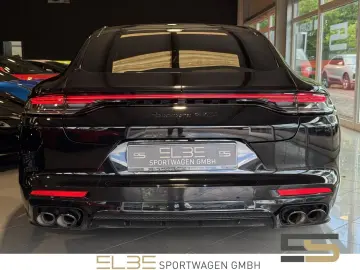 PORSCHE Panamera 4.0 GTS