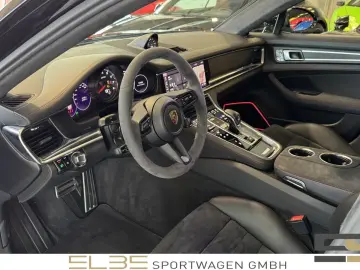 PORSCHE Panamera 4.0 GTS