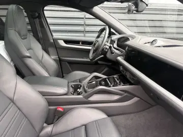 PORSCHE Cayenne Coupe E-Hybrid -LUFT-BOSE-INNO - HEAD UP