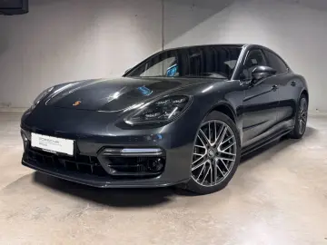 PORSCHE Panamera Turbo S