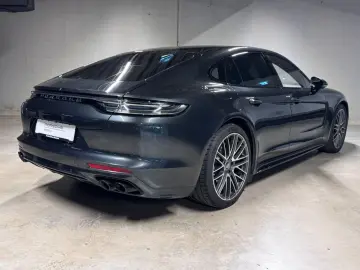 PORSCHE Panamera Turbo S