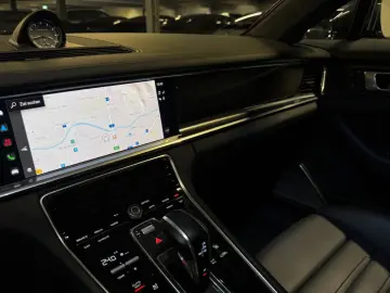 PORSCHE Panamera Turbo S