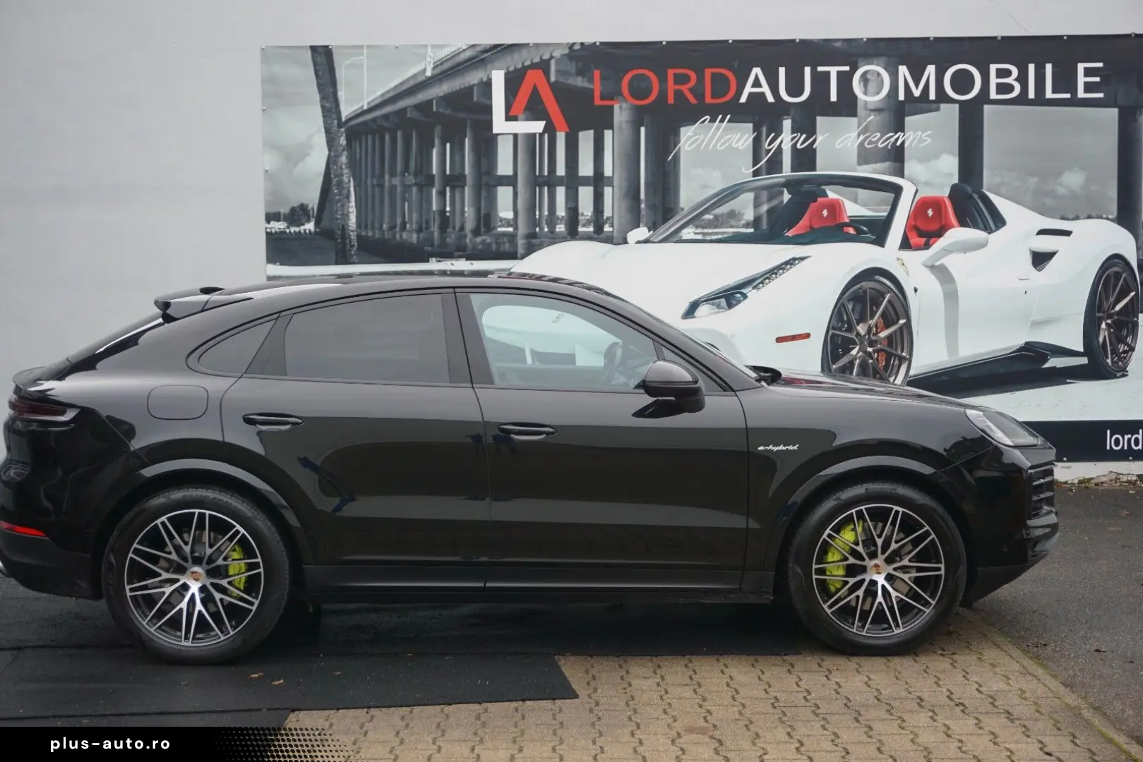PORSCHE Cayenne Coupe E-Hybrid Luft INNO BOSE HeadUp