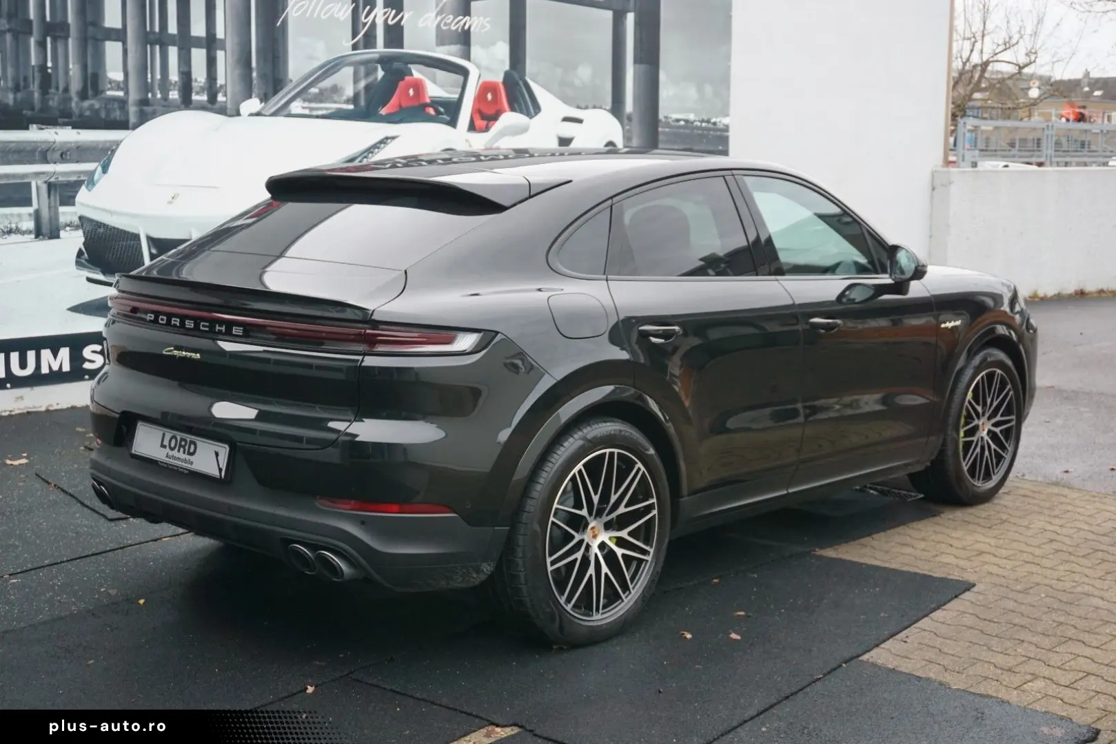 PORSCHE Cayenne Coupe E-Hybrid Luft INNO BOSE HeadUp