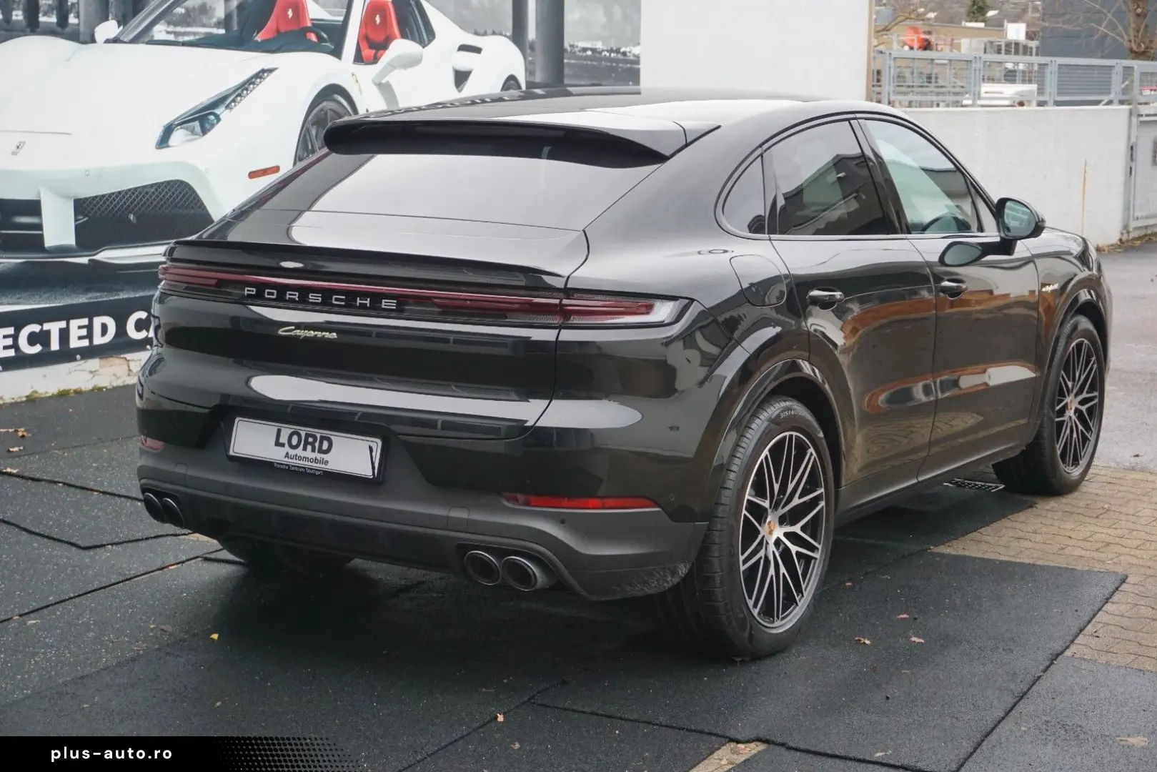 PORSCHE Cayenne Coupe E-Hybrid Luft INNO BOSE HeadUp