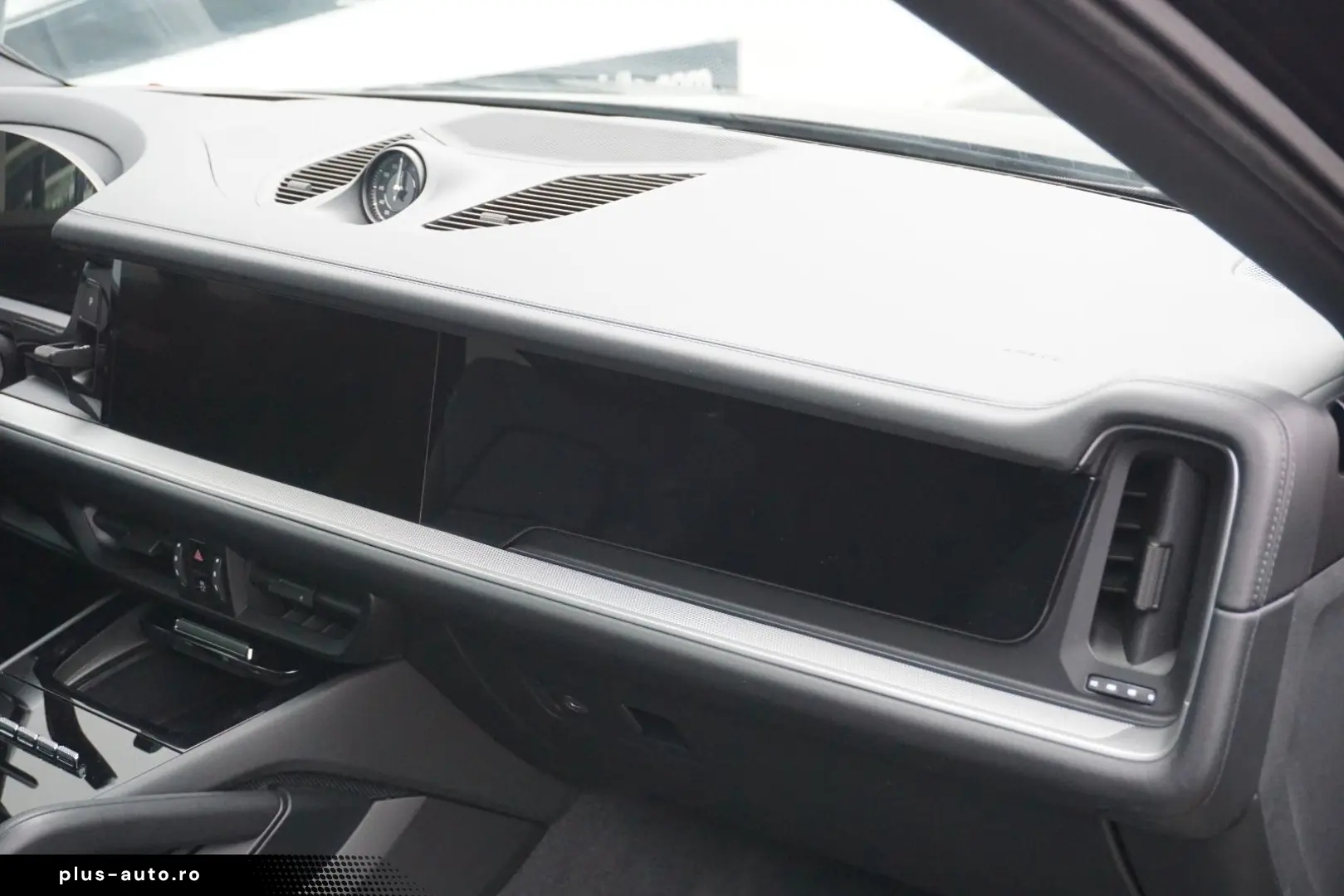 PORSCHE Cayenne Coupe E-Hybrid Luft INNO BOSE HeadUp