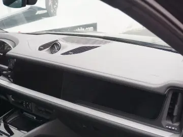 PORSCHE Cayenne Coupe E-Hybrid Luft INNO BOSE HeadUp