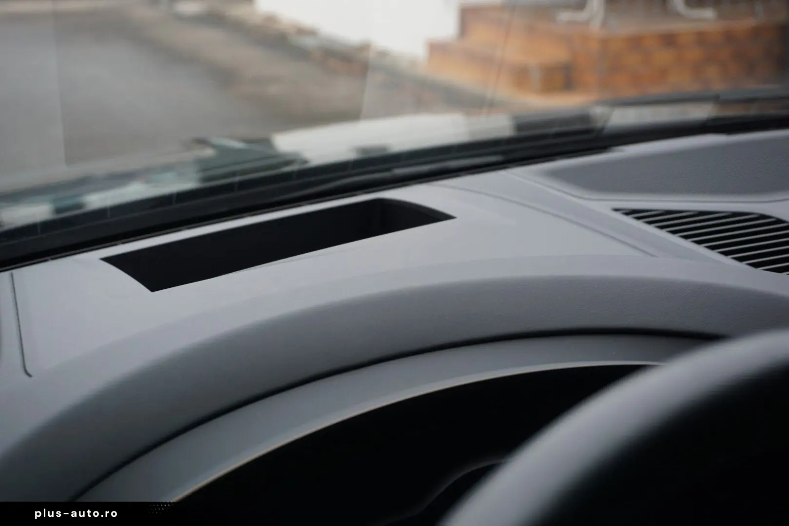 PORSCHE Cayenne Coupe E-Hybrid Luft INNO BOSE HeadUp