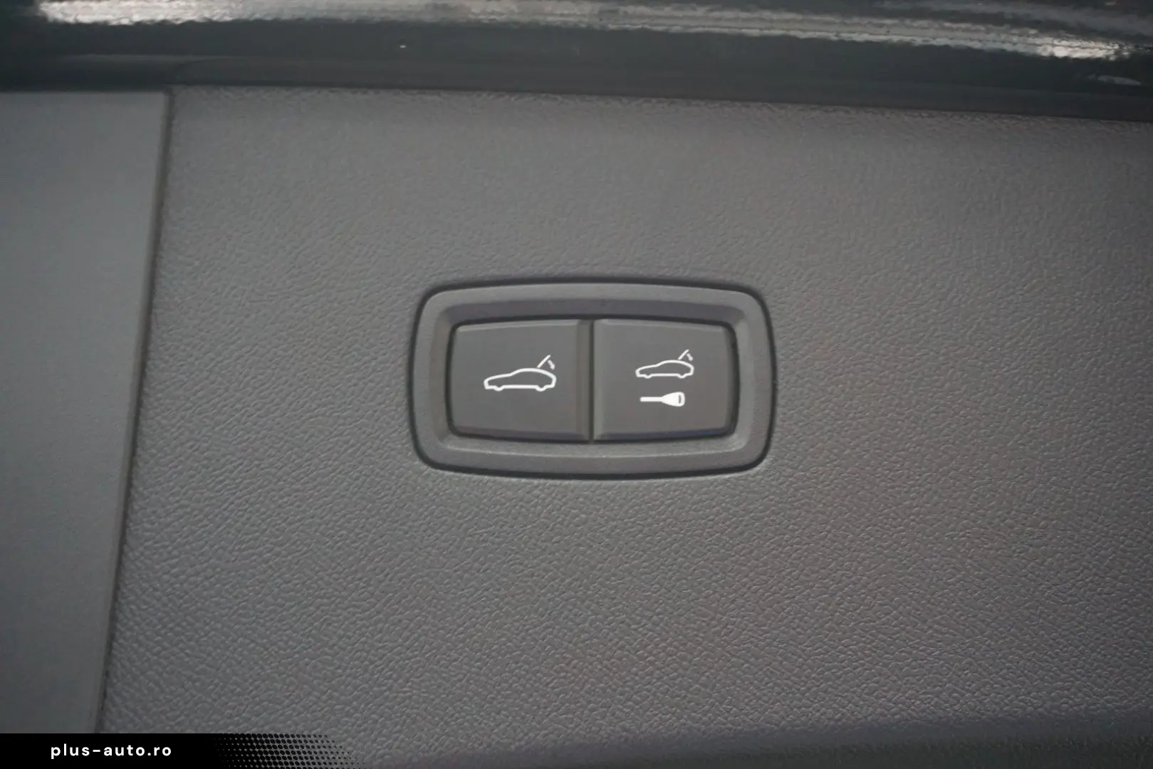PORSCHE Cayenne Coupe E-Hybrid Luft INNO BOSE HeadUp