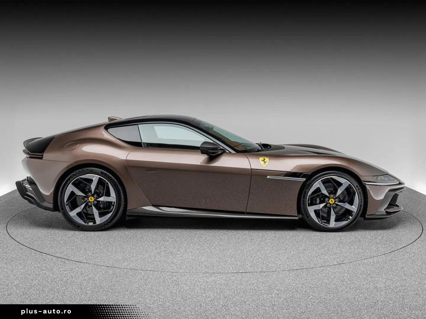 FERRARI 12Cilindri