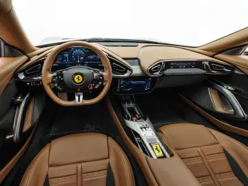 FERRARI 12Cilindri