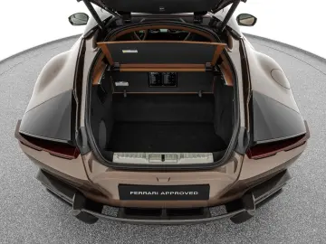 FERRARI 12Cilindri