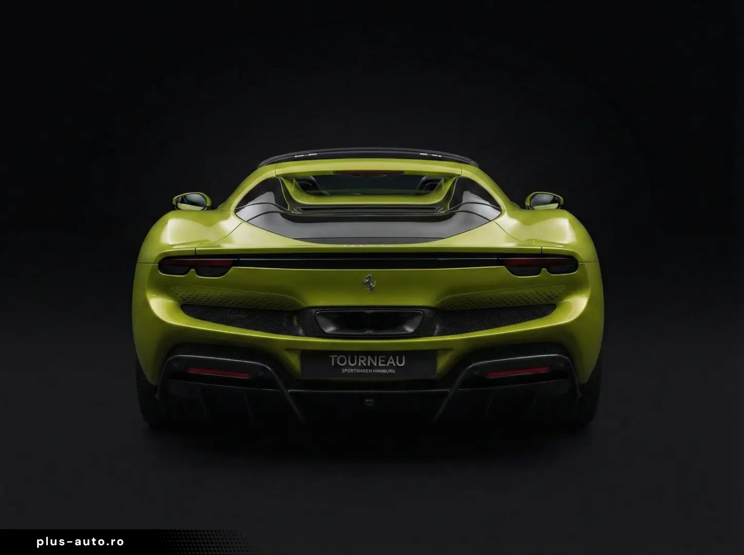 FERRARI 296 GTS  Lift   Full Carbon   Verde Germoglio