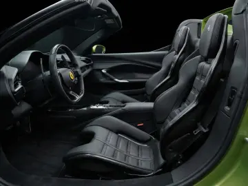 FERRARI 296 GTS  Lift   Full Carbon   Verde Germoglio