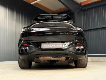 ASTON MARTIN DBX 4.0 V8 DBX707   2.Hand   Top Geplfegt
