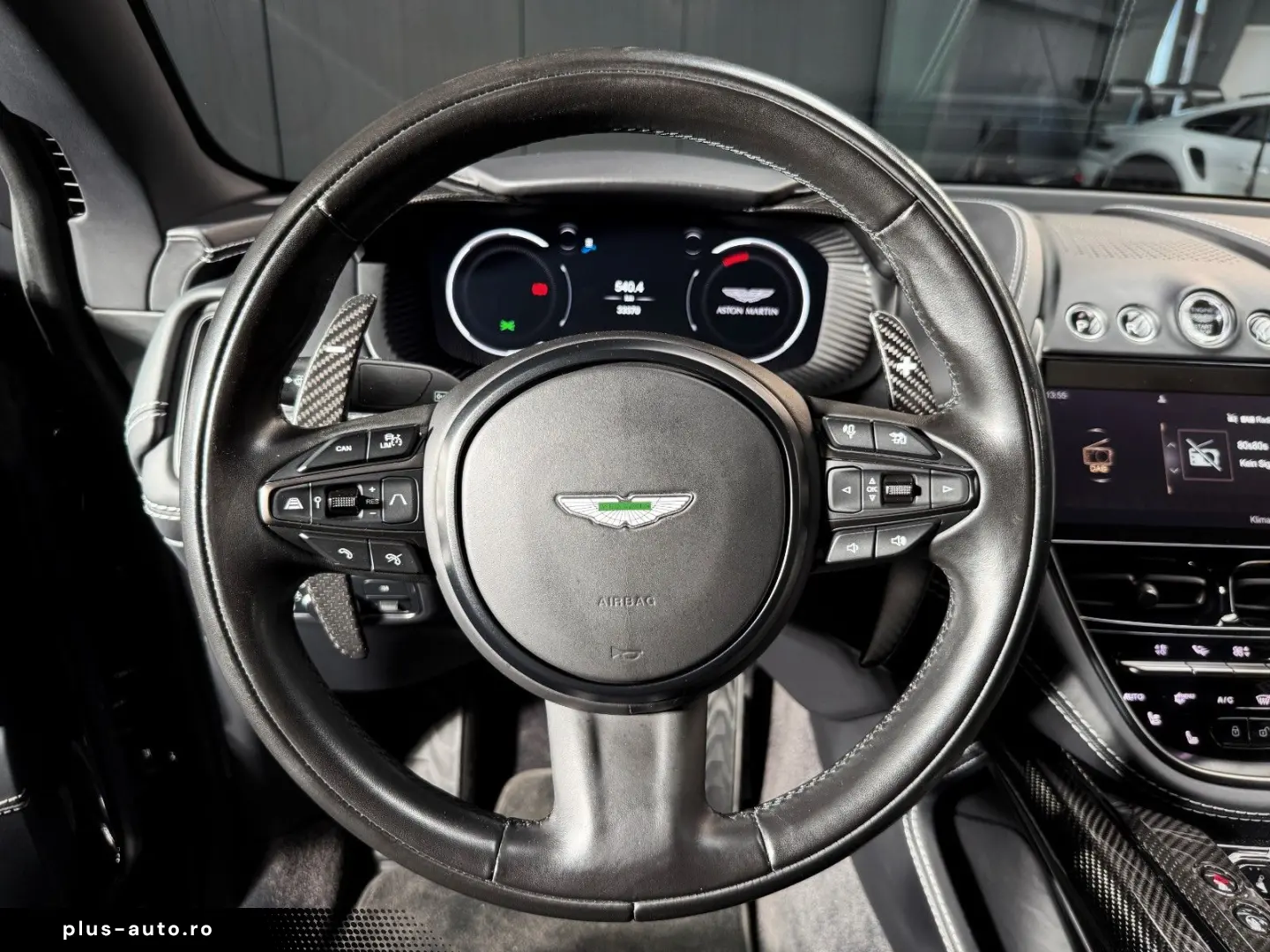 ASTON MARTIN DBX 4.0 V8 DBX707   2.Hand   Top Geplfegt