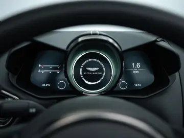 ASTON MARTIN V12 Vantage Roadster TOP GEPFLEGT CARBON SEAT