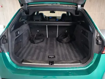 BMW M5 Touring  Bowers&Wilkins  AHK  Belüftung