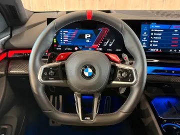 BMW M5 Touring  Bowers&Wilkins  AHK  Belüftung