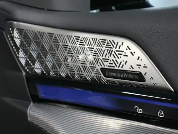 BMW M5 Touring NP 160300.-Keramik ACC B&W Carbon