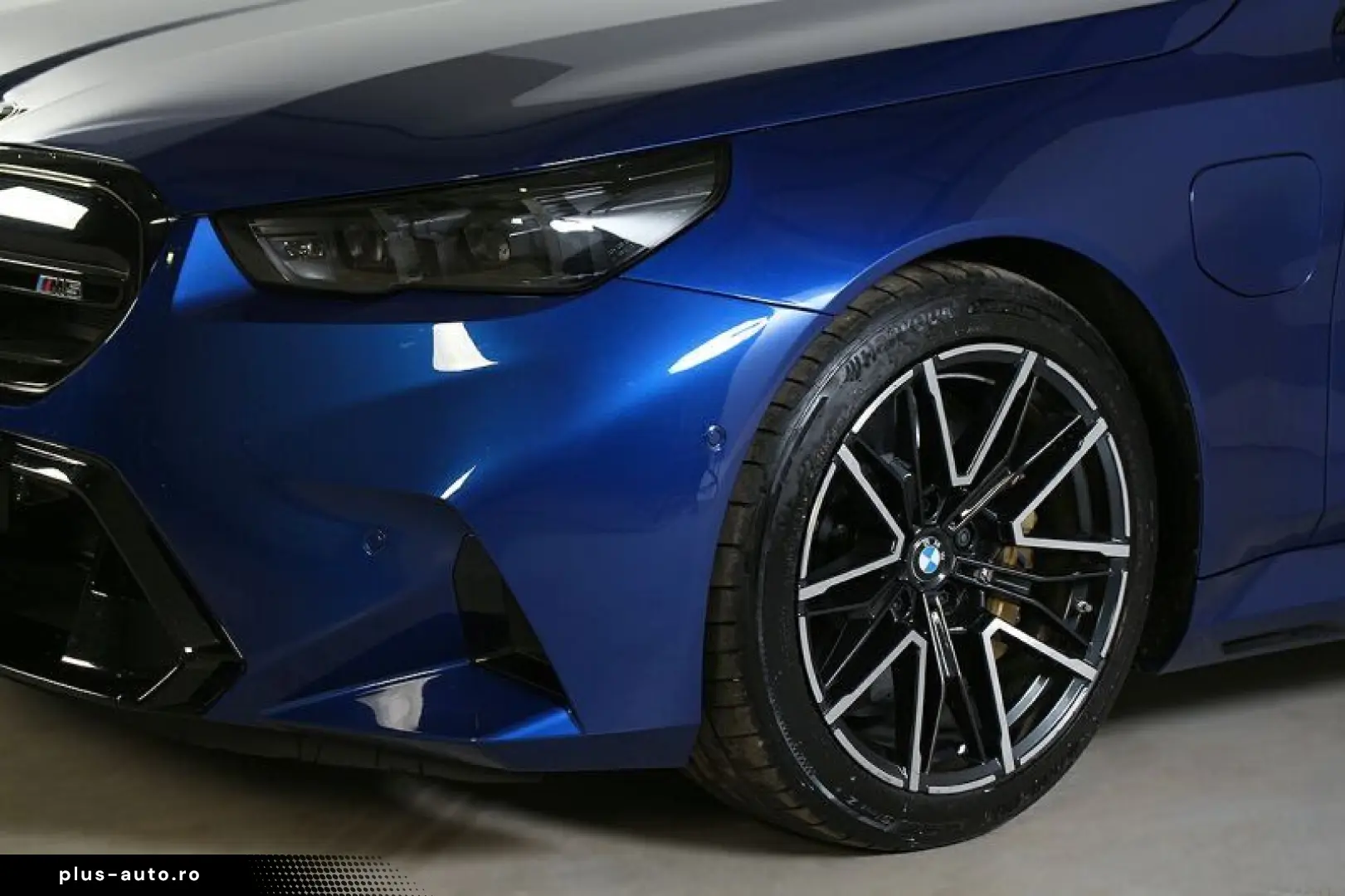 BMW M5 Touring NP 160300.-Keramik ACC B&W Carbon