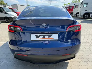 Tesla Model Y Max Range Dual AWD Long Range