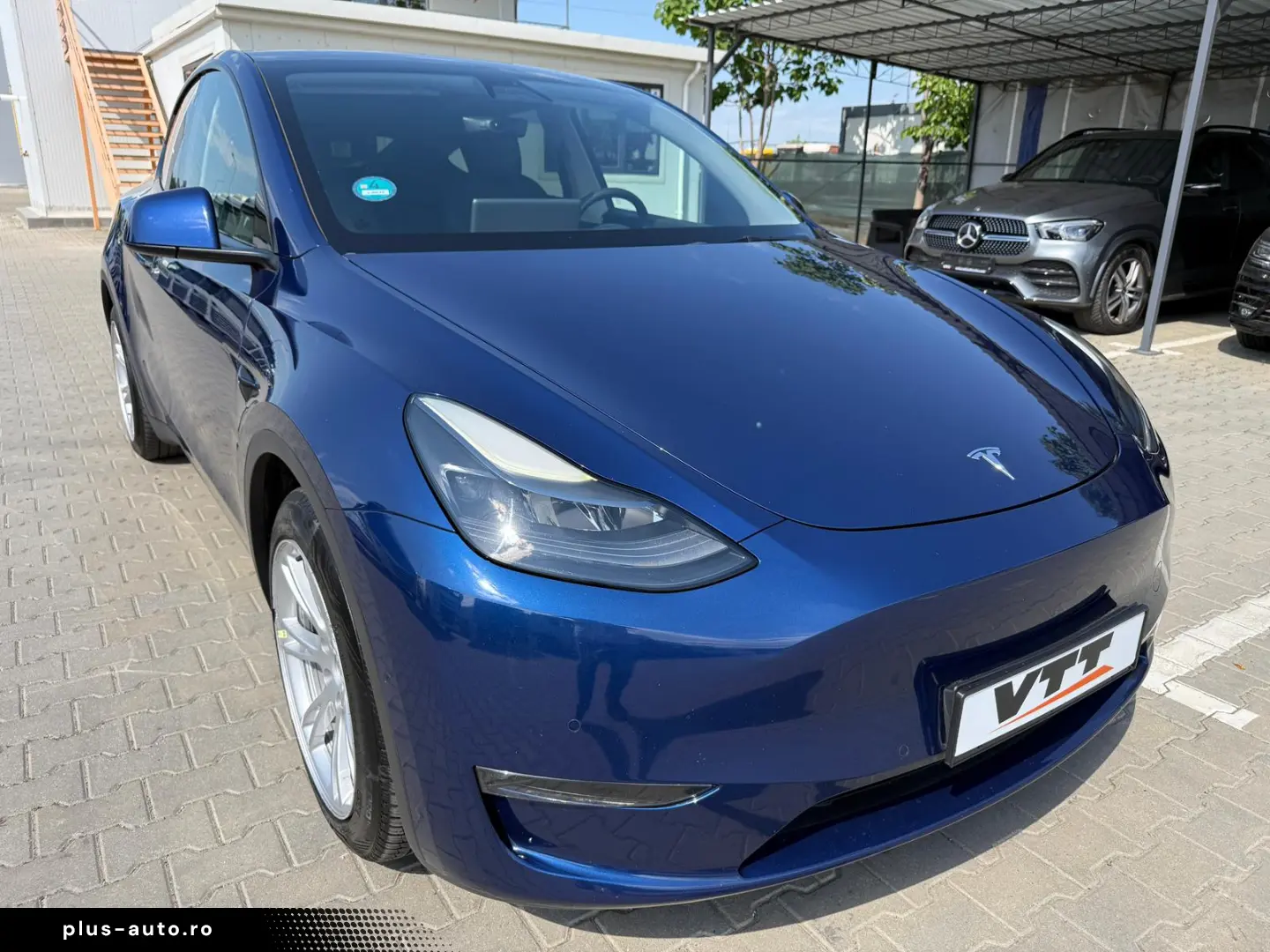 Tesla Model Y Max Range Dual AWD Long Range