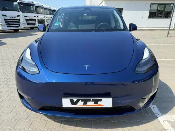 Tesla Model Y Max Range Dual AWD Long Range