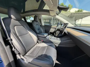 Tesla Model Y Max Range Dual AWD Long Range