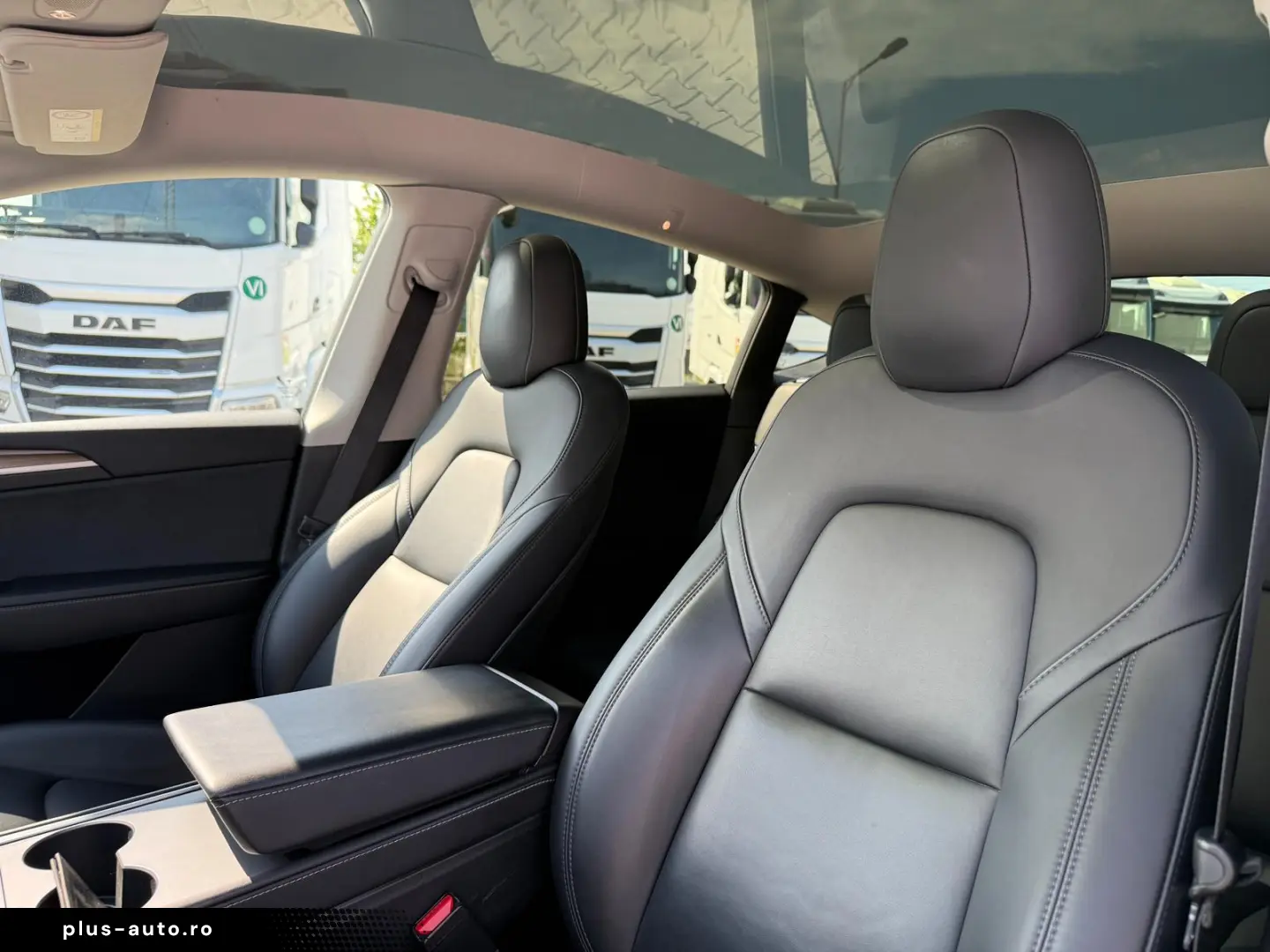 Tesla Model Y Max Range Dual AWD Long Range