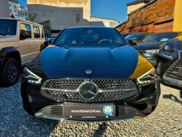 Mercedes Benz CLA 200 2024