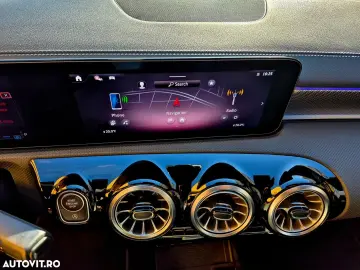 Mercedes Benz CLA 200 2024