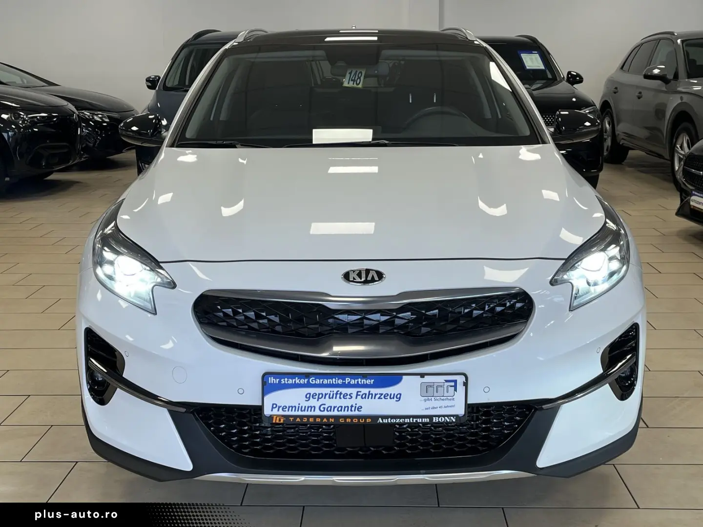 KIA XCeed Platinum Edition Plug-in Pano LED JBL