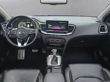 KIA XCeed 1.6 T DCT PLATINUM  GLASDACH LEDER