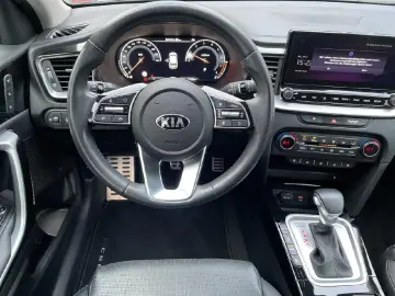 KIA XCeed Platinum Edition KLIMA ACC NAVI KAMERA USB