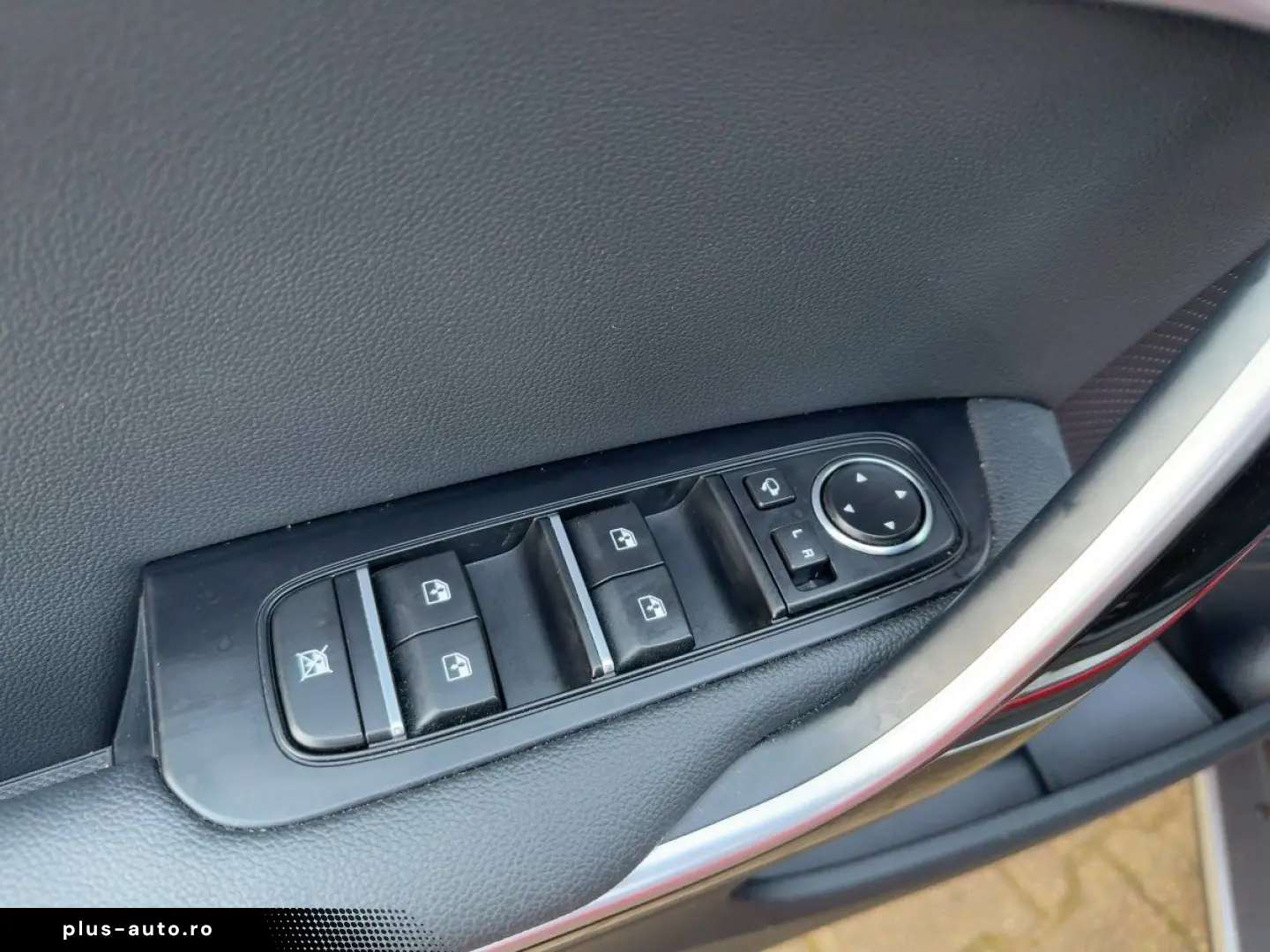 KIA XCEED 1.5T Platinum Glasdach LED Kamera Navi