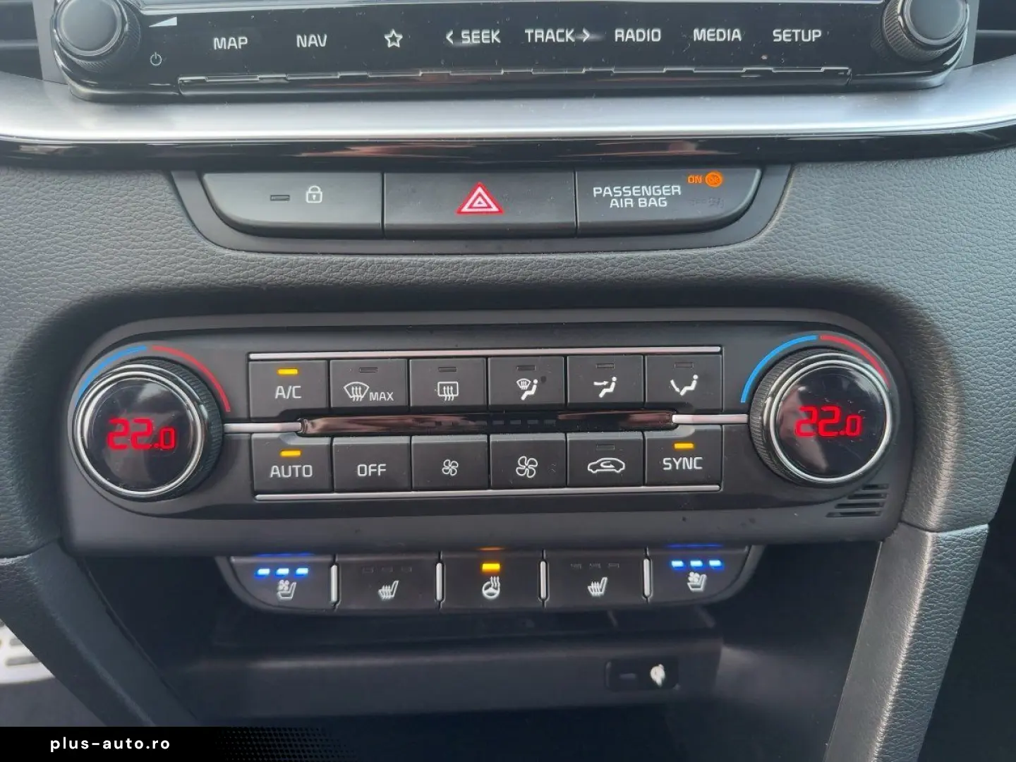 KIA XCEED 1.5T Platinum Glasdach LED Kamera Navi